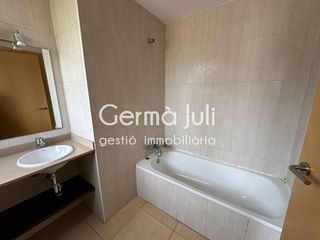 Piso en venta en Eixample Sud – Migdia en Girona