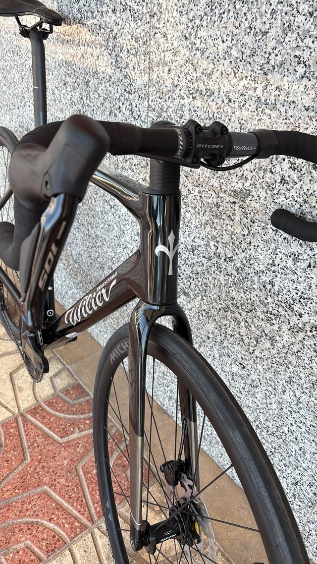 Oferta Balck 
Wilier Granturismo Talla M 