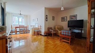 Piso en venta en La Arena en Gijón