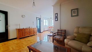 Piso en venta en La Arena en Gijón