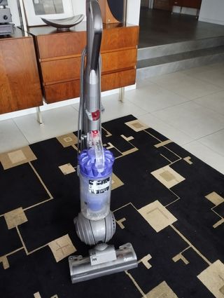 Dyson DC42 aspiradora