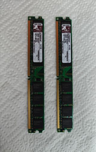 RAM Kingston 2GB - 2 módulos