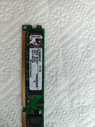 RAM Kingston 2GB - 2 módulos