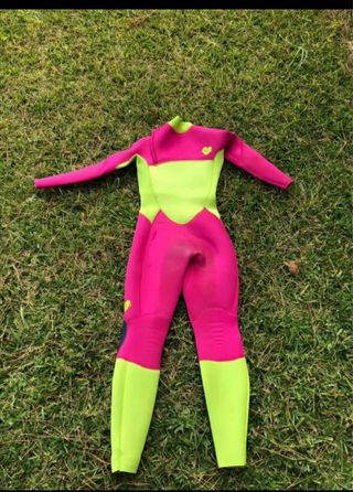 Neopreno mujer - Talla 8 equivalente a 6