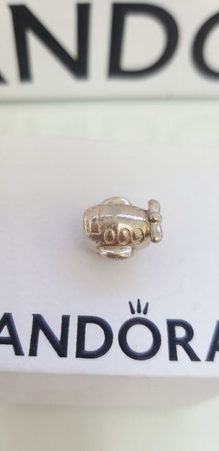 Charm Pandora Avión