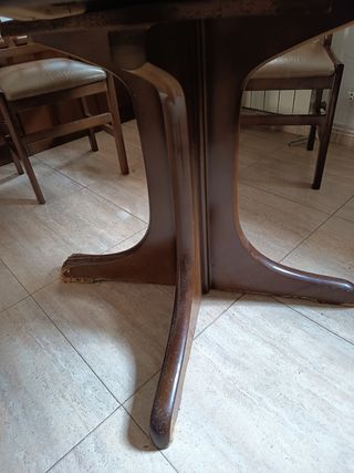 Mesa redonda madera + 4 sillas