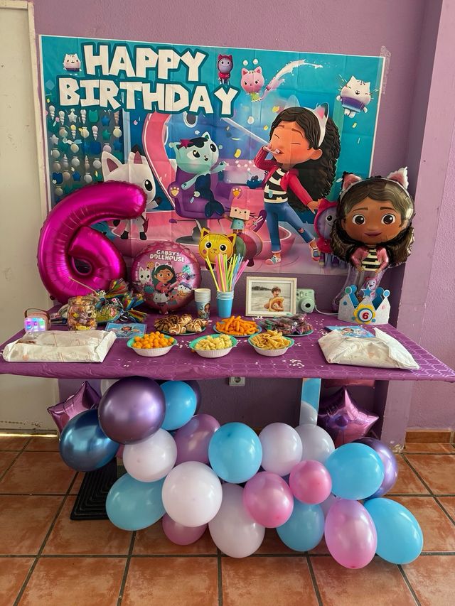Lona Cumpleaños Gabby's Dollhouse
