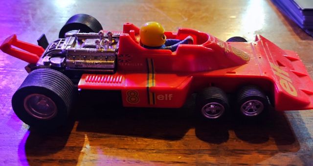 Scalextric Tyrrell P34 Rojo Vintage