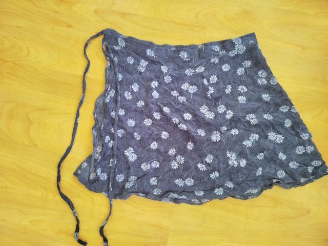 Falda Wrap Azul con Flores - T.XS