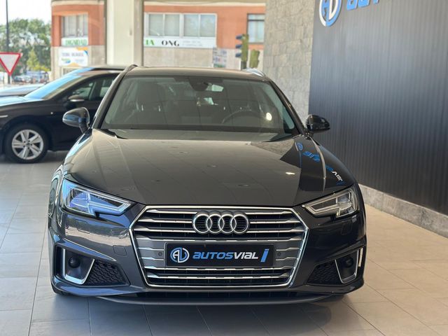 Audi A4 35 TDI 150CV S-LINE 