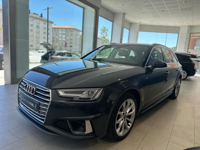 Audi A4 35 TDI 150CV S-LINE 