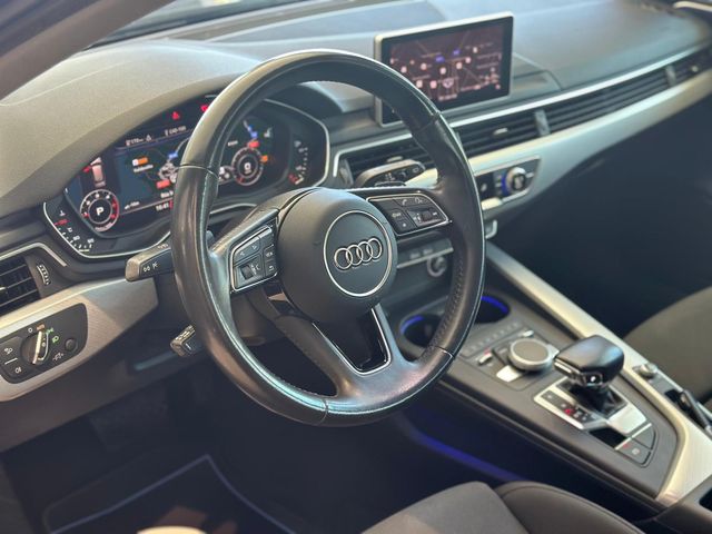 Audi A4 35 TDI 150CV S-LINE 