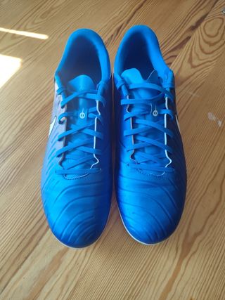 Botas fútbol Nike Tiempo 46