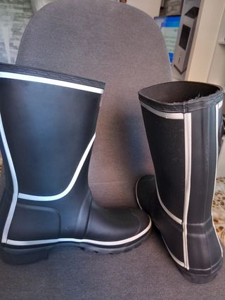 Botas Hunter negras y blancas