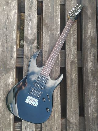 Guitarra Ibanez GIO GRX70 Indonesia