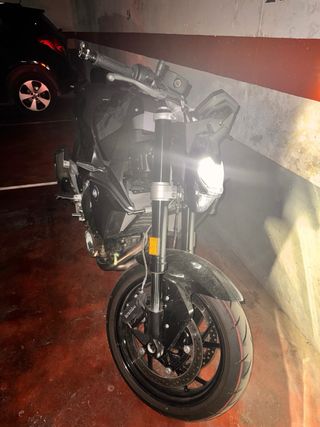 BMW F 900 R  A2- Moto Impecable
