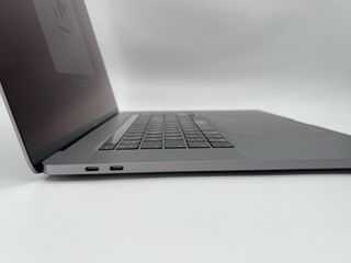 MacBook Pro 16" 2019