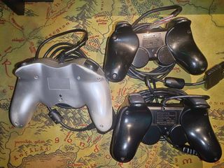 3 mandos de PlayStation 2 para piezas