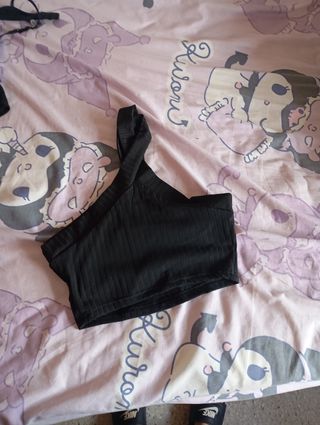 Top negro Shein - Tirantes