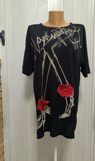 T-shirt Zara Limited Edition nera tg L