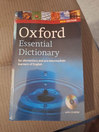 Oxford Essential Dictionary and CD-ROM Pack 2E:...