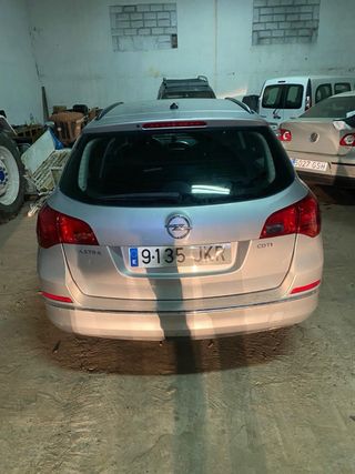 Opel Astra 2015