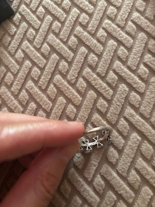 aros pendientes brillantes con lazos plata