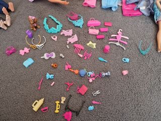 Casa Barbie + barbie + cavallo + macchina e access