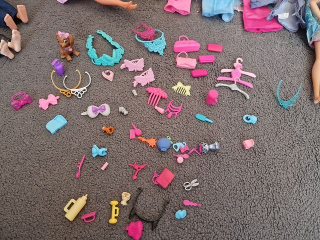 Casa Barbie + barbie + cavallo + macchina e acce