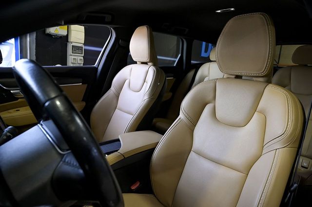 Volvo V90   2.0 D4 AWD Auto 