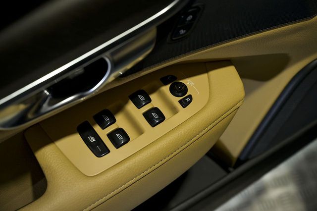 Volvo V90   2.0 D4 AWD Auto 
