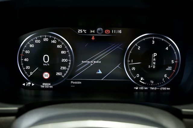 Volvo V90   2.0 D4 AWD Auto 