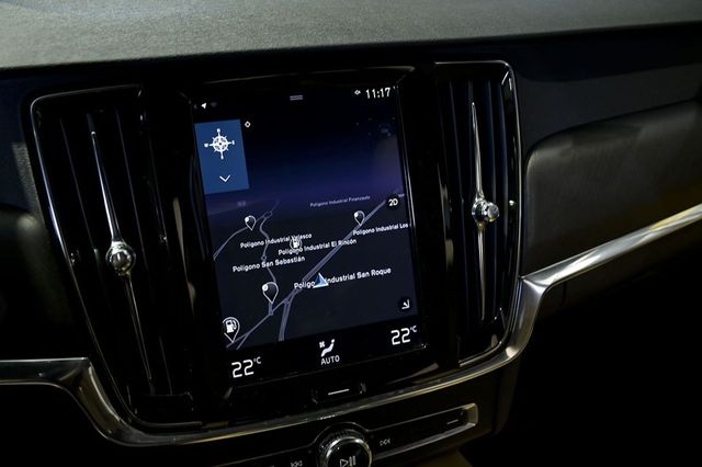 Volvo V90   2.0 D4 AWD Auto 