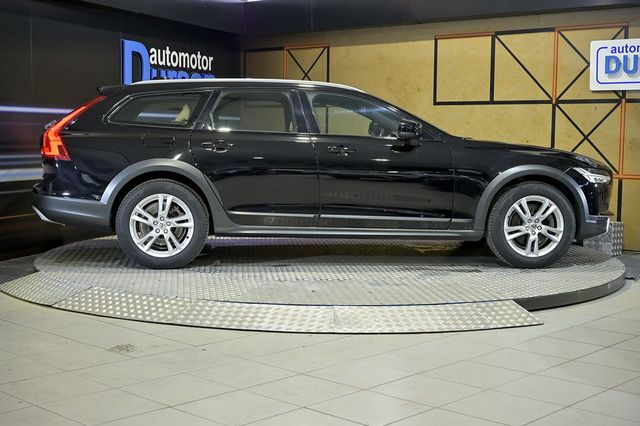 Volvo V90   2.0 D4 AWD Auto 