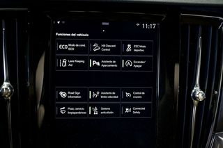 Volvo V90   2.0 D4 AWD Auto 