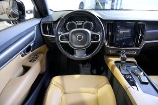 Volvo V90   2.0 D4 AWD Auto 