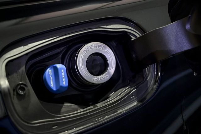 Volvo V90   2.0 D4 AWD Auto 