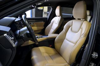 Volvo V90   2.0 D4 AWD Auto 