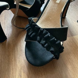 Tacones negros maria mare