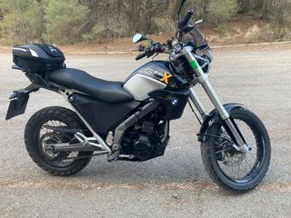 BMW G650 XCountry: Moto trail