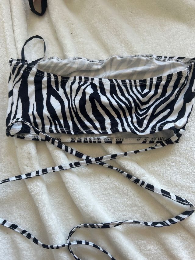 Top cebra - blanco y negro