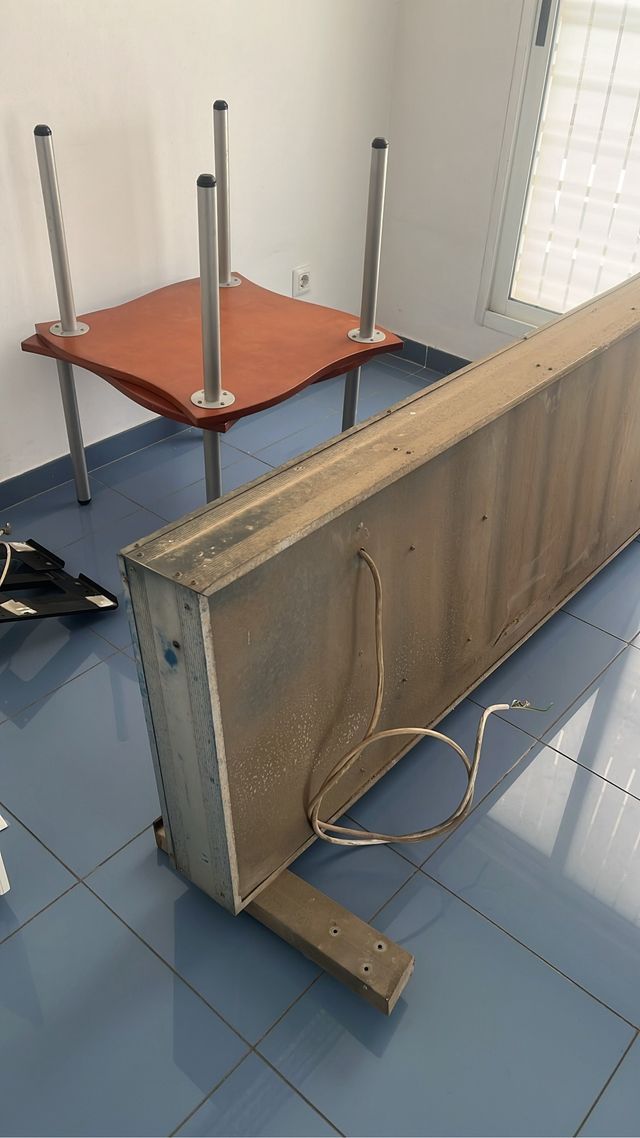 Cartel luminoso publicidad