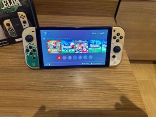 Nintendo Switch - Edición Zelda Tears Kingdom