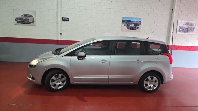 Peugeot 5008 2010