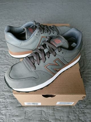 Zapatillas New Balance 500 gris talla 40