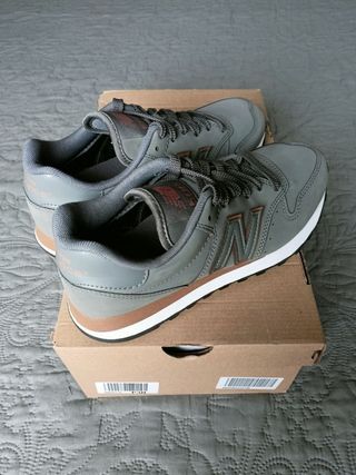 Zapatillas New Balance 500 gris talla 40