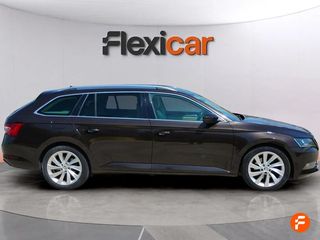 Skoda Superb Combi 2.0 TDI 110kw (150cv) DSG SportLin