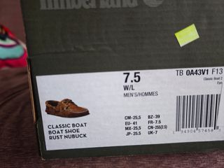 Timberland - Mocasines Marrón
Talla 7.5 Americano 