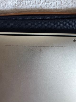 MacBook Air 13" - i5, 8GB