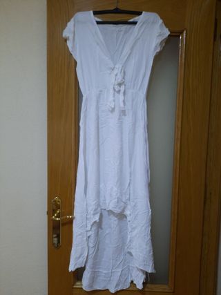 Vestido blanco asimétrico